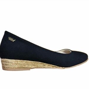 Viscata Barcelona Rubina Black Canvas Espadrille Flats 41 9/9.5/10 Spain